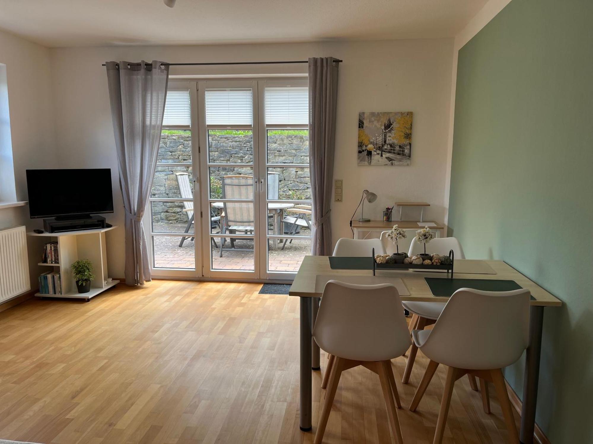 Ferienwohnung Mit Terrasse Айнбек Екстериор снимка